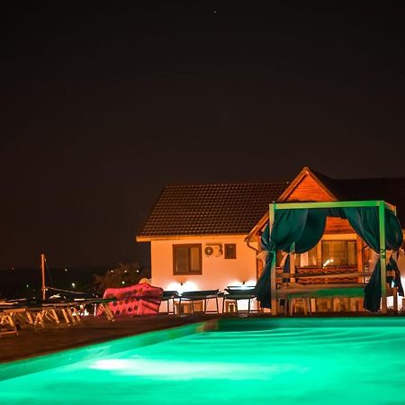 Relax Hotel Greci Екстериор снимка