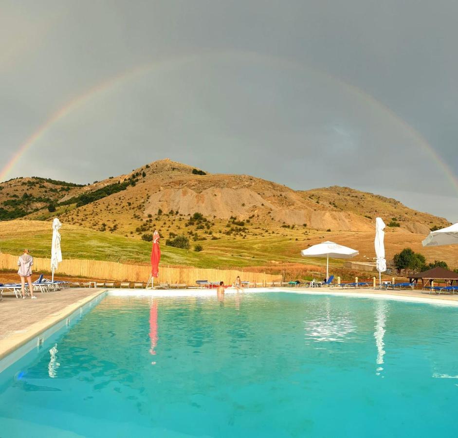 Relax Hotel Greci Екстериор снимка