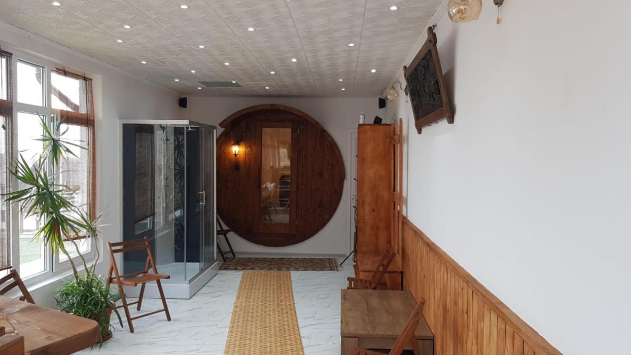 Relax Hotel Greci Екстериор снимка
