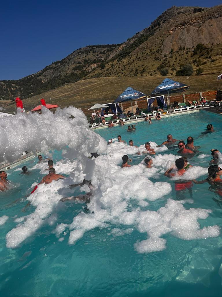 Relax Hotel Greci Екстериор снимка