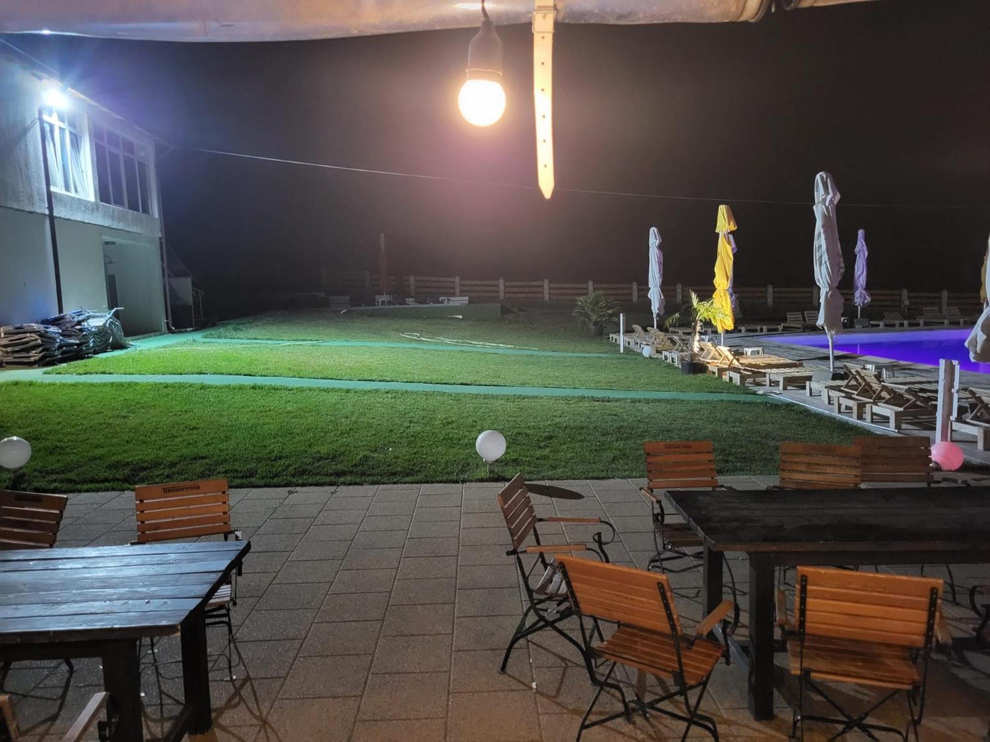 Relax Hotel Greci Екстериор снимка