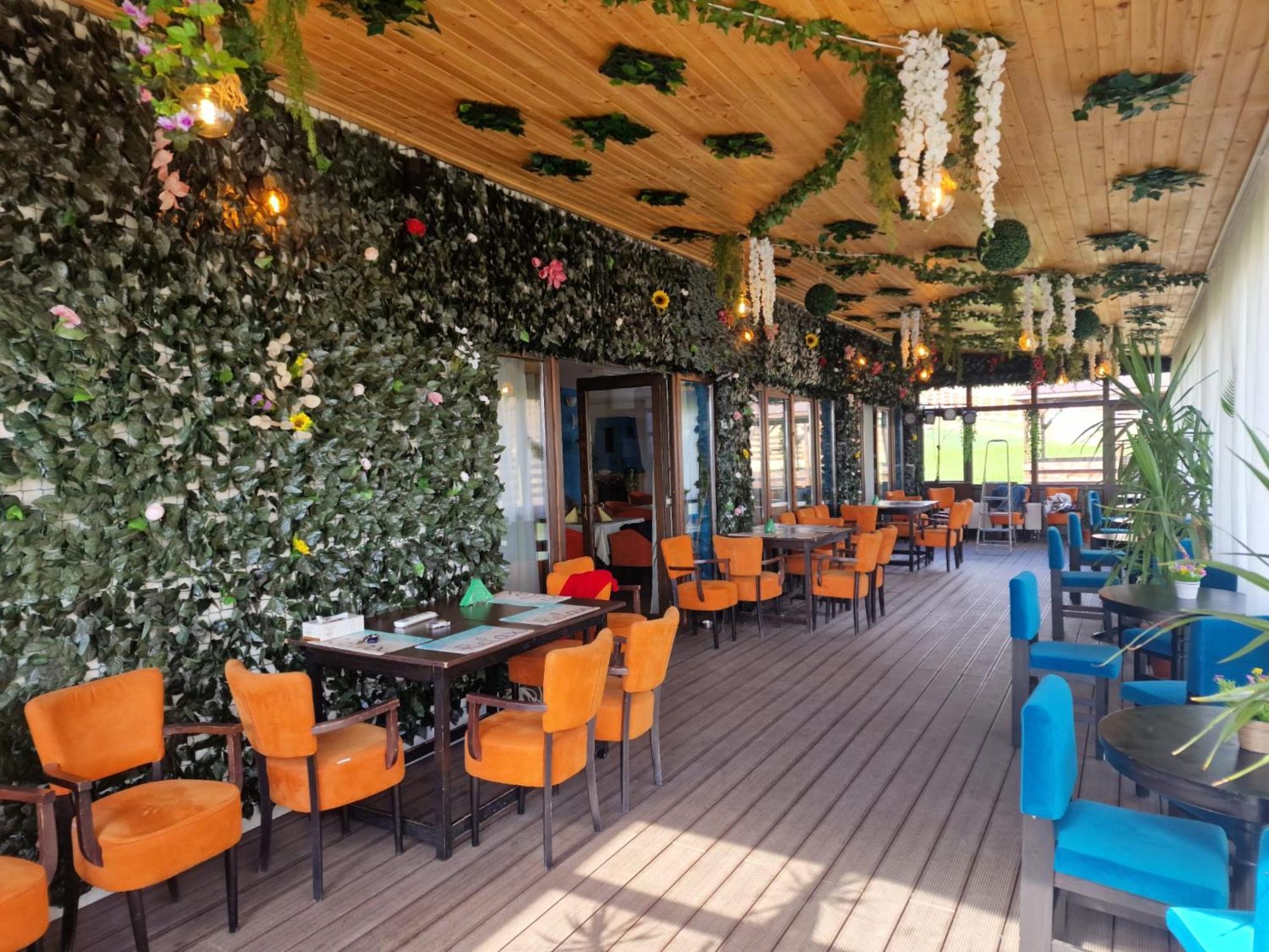 Relax Hotel Greci Екстериор снимка