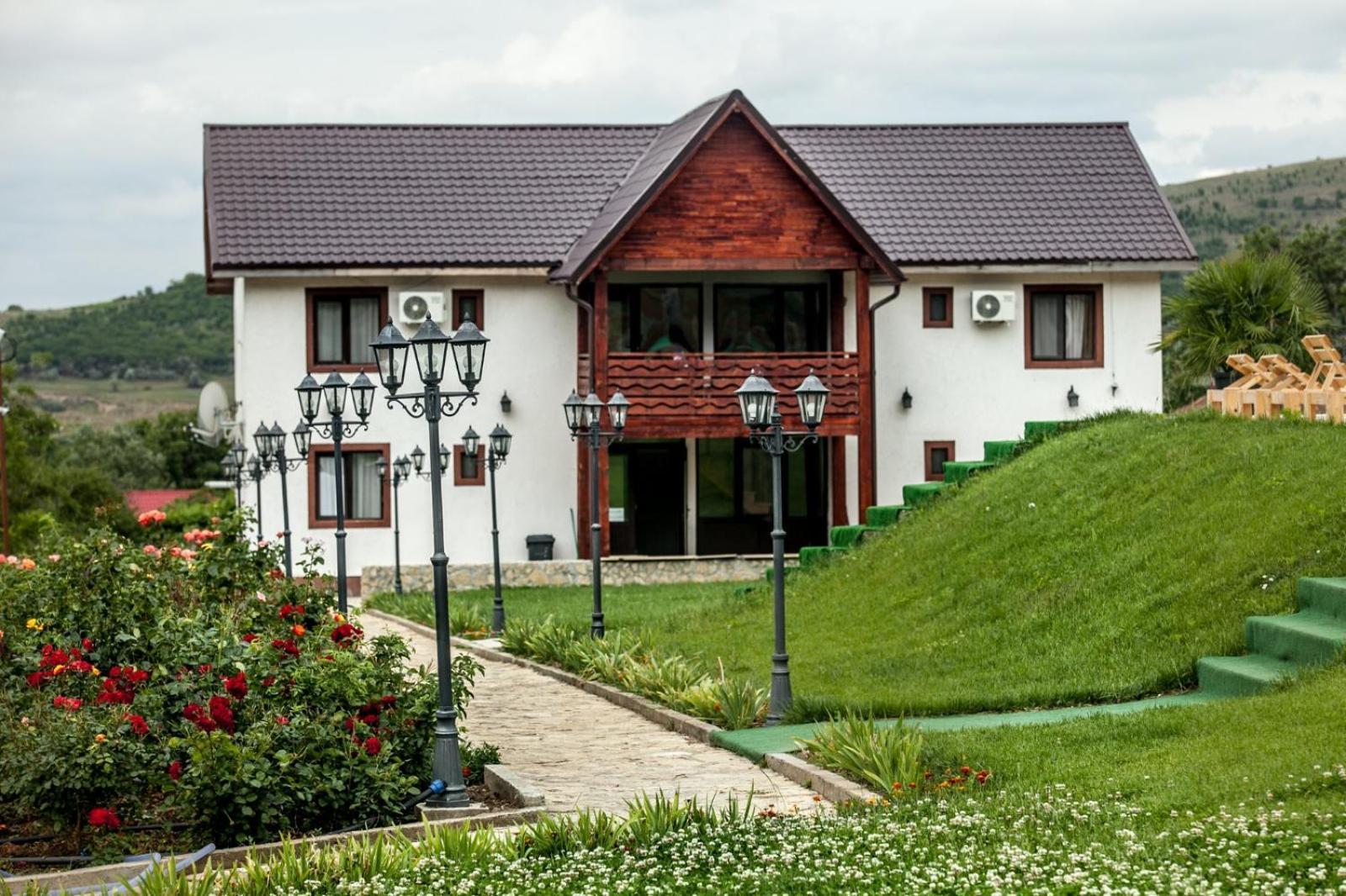 Relax Hotel Greci Екстериор снимка